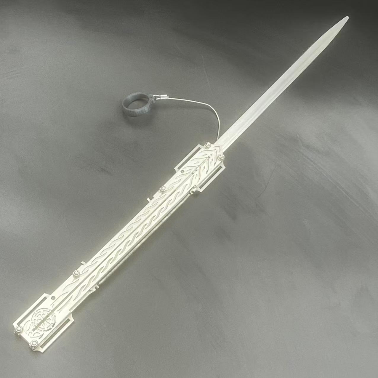 성인용 할로윈 소품 스테인리스 스틸 탄성 슬리브 검 얇 - Cosplay Prop Dagger 리뷰 및 가격